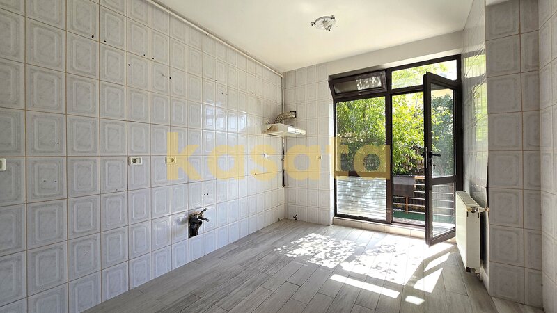 Vila Sisesti, Baneasa, 6 camere, curte, oportunitate